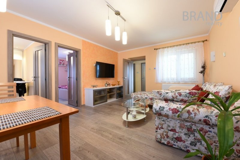 Prodej domu 5+2, pozemek 265 m2, Český Brod.