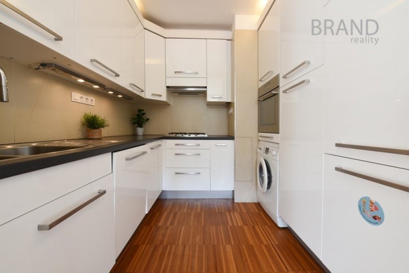 Pronájem bytu 3+kk, 75 m2, ul. Tobrucká, Praha 6 - Vokovice.